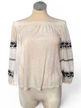 American Eagle Off-Shoulder Embroidered Top - Cream with Navy Details M